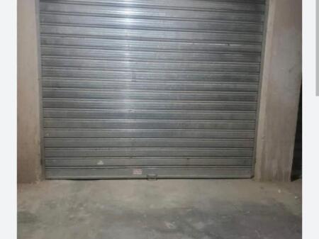 Garage/ magazzino in affitto Astir