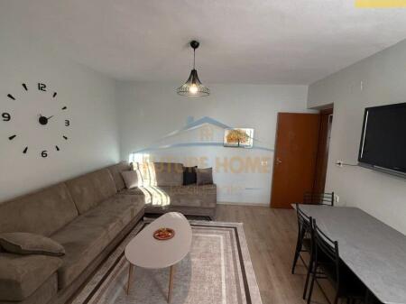 Rent, Apartment 2+1, Electric Market, Tirana.