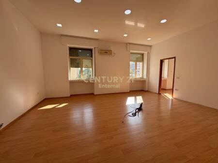 Uffici in Affitto – Viale Martiri della Nazione