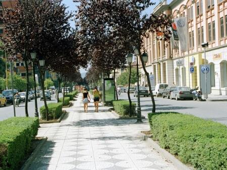 Ambiente per Uffici in Affitto – Via Kavaja