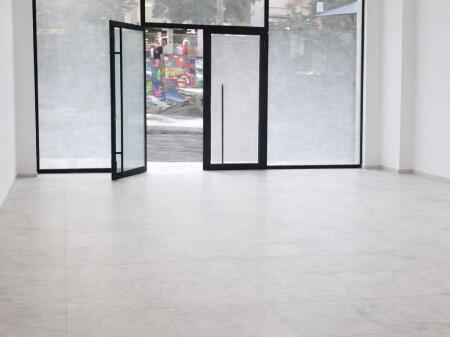 NEGOZIO IN AFFITTO 70M2 ASTIR 1000 EURO