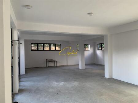 LOCALE COMMERCIALE IN AFFITTO 280 M2 DON BOSCO 2000 EURO