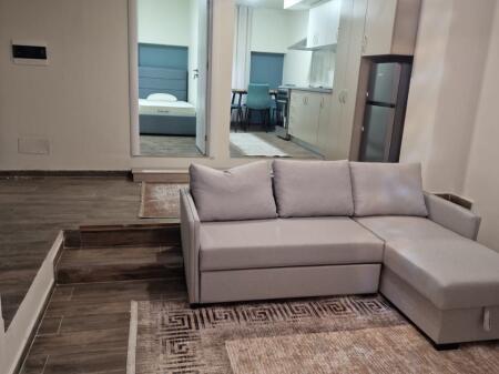 Apartament 2+1 tek Stacioni Trenit!