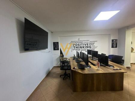 UFFICIO 120 M2 IN AFFITTO PRESSO L'EX PARCO 80.000 LEKE