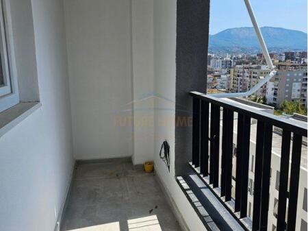 Shitet apartament 1+1 Kompleksi Alb Edil Rruga 5 maj