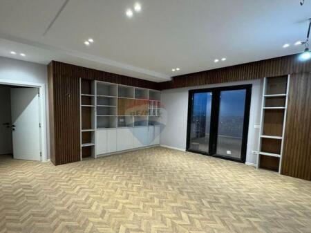 Ufficio in affitto presso Tirana Garden Building!