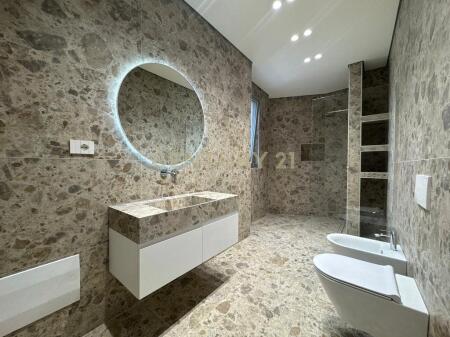 PREMIUM APARTMENT FOR RENT 2+1+2+YARD WITH PARKING SPACE 