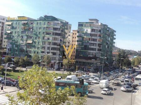 LOCALE COMMERCIALE IN AFFITTO 210 M2 AL PALLATI ME SHIGJETA 2.450 EURO