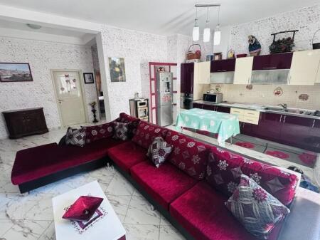 We rent apartment 1+1 villa floor in the 5 May area   
