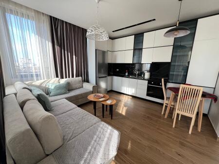 Qera, Apartament 1+1+ post parkimi Rruga e Barrikadave Prane gjimnazit Sami Frasheri
