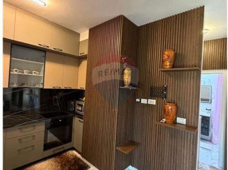 Apartment 2+1 for sale in Porcelan