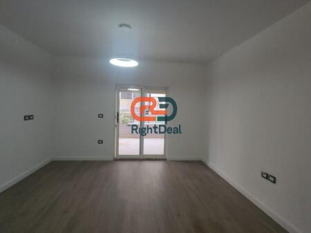 Near the Paris Municipality, Apartment 1+1+Veranda Totally Invested for Sale!!!