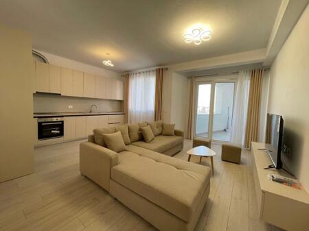 Appartamento 2+1 in affitto ad Astir.