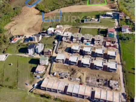 TERRENO IN VENDITA VICINO AL LAGO DI FARKA. 1000M2 155.000 € Sup. Totale  1000m2