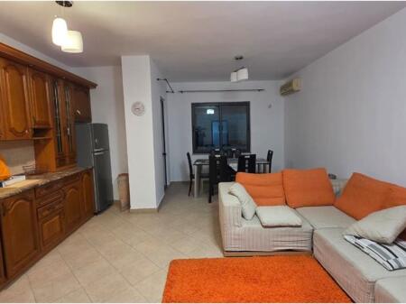 VENDESI APPARTAMENTO 2+1, Via Frang Bardhi