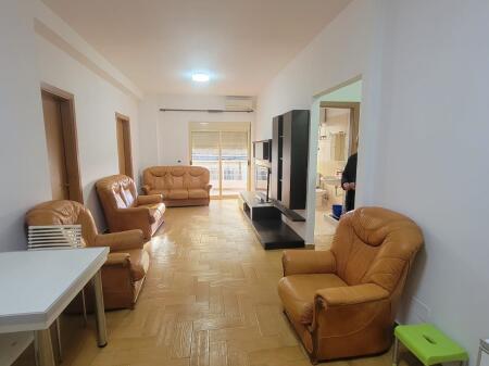  JEPET ME QIRA – APARTAMENT 2+1