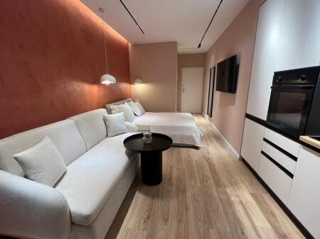 Studio in Affitto – Centro, inizio della Strada di Kavaja