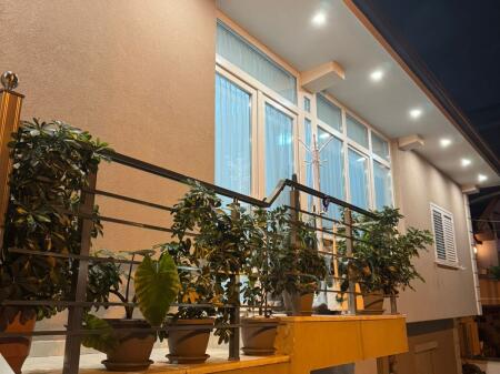 2+1,piano villa arredata Don Bosko,700 euro