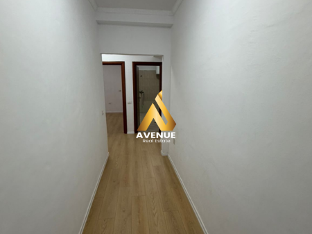 Vendesi appartamento 1+1– Fresk, Via del Tesoro (vicino al Market Spar 2)   