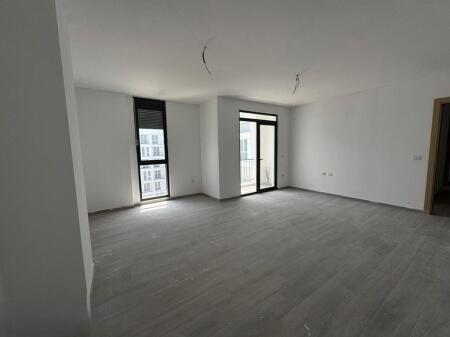 2+1 apartment for sale, at the end of 5 Maj street! 116,000 €