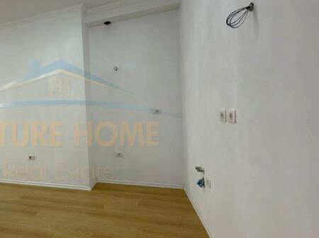 In vendita, Appartamento 1+1, Via Thesarit, Fresk, Tirana