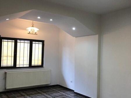 Affitto, Spazio Ufficio 3+1, 21 Dhjetori, Tirane