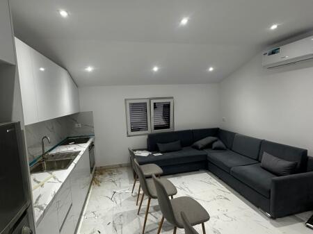  Apartment 1+1 for Rent  Location: Overpass of the Paris Commune    