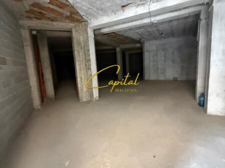 WAREHOUSE FOR SALE 270 M2 FRESKU 190,000 EURO