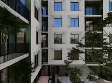 SHITET APARTAMENT 1+1 NE GOLEM , PRANE DETIT
