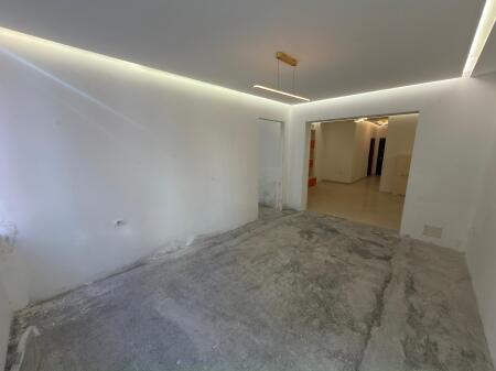  Apartment 2+1+2 for sale  Yellow Buildings, Treshi – Kastriotët Street  Orientation: South   Area: 110 m²  With title deed – purchase option with credit  Price: 95,000€