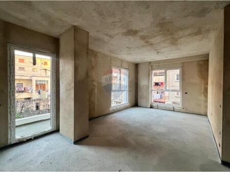 Apartment 2+1 near Kryegjyshates Ali Demi street!