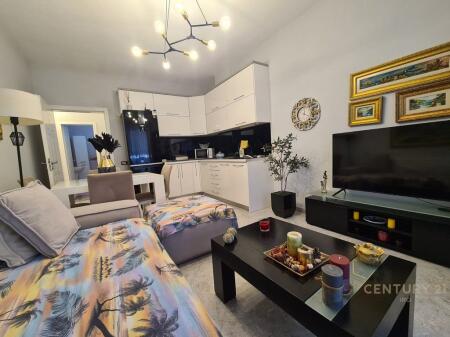 APPARTAMENTO 1+1+STUDIO VICINO A GLOBI!