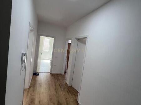 We offer an apartment for rent in Paskuqan