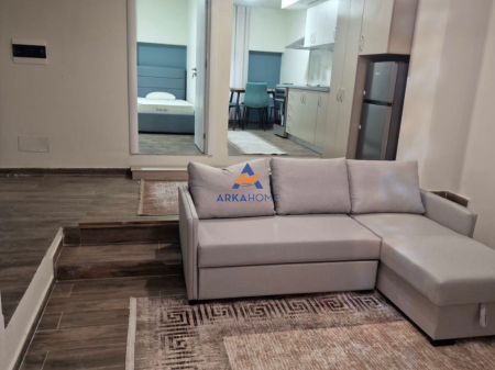 JEPET ME QERA APARTAMENT 2+1 "PRANË STACIONIT TË TRENIT" 700 EURO