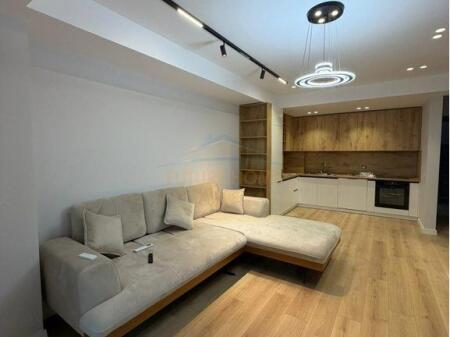 Affitto, Appartamento 2+1+2, Residenza Kodra e Diellit 2, Tirana.