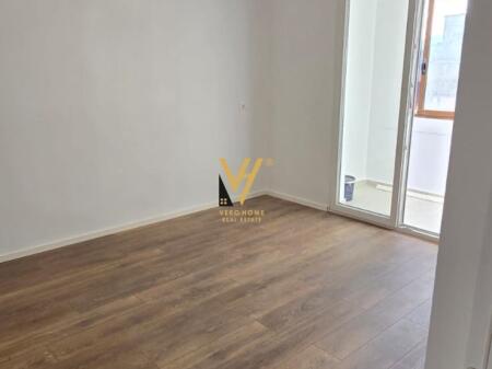 FOR SALE APARTMENT 1+1+BLK AT 21 DHJETORI 140,000 EURO