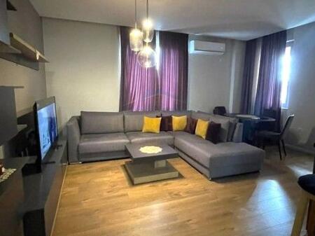 Affitto, Appartamento 2+1+2, Via Bardhyl, Tirana.