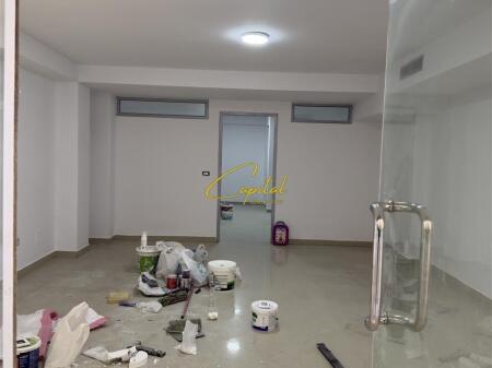 WAREHOUSES FOR RENT 60 M2 FRESKU 25,000 LEKE