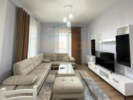 Affitto, Appartamento 2+1+2 Bagni, Square 21
