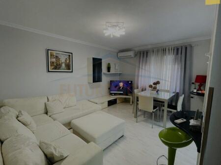 Affitto, Appartamento 2+1, Bllok, Garda, Tirana.
