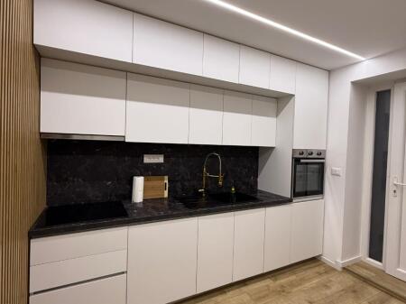 Affitto Studio Appartamento nella zona 21 Dhjetor