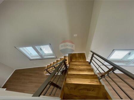Apartament - Për Shitje - Rruga e Thesarit, Tiranë(ID: 530361014-207)
