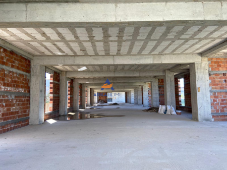 CAPANNONE IN AFFITTO 2.000 M² DI COSTRUZIONE "KAMEZ" 8000 EURO