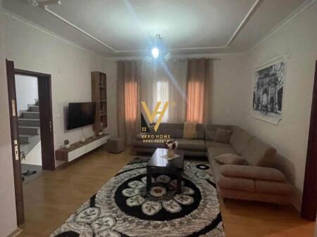 JEPET HYRJE 2+1+2BK ME QIRA TE 5 MAJI 45.000 LEKE