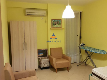JEPET ME QERA APARTAMENT 2+1+BALLKON "RRUGA RAMAZAN SHIJAKU,RRUGA E BARRIKADAVE" 680 EURO