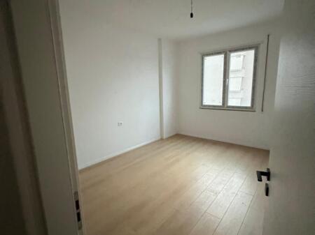 APARTAMENT ME QERA 2+1