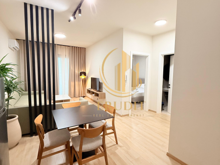 Shitet: Apartament 1+1 me Pamje Deti  73 m²