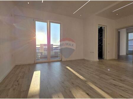  APARTAMENT 1+1 NË SHITJE – VLORË 