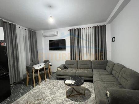 Qera, Apartament 2+1+2, Fresk