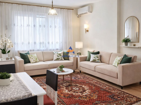 AFFITTASI 1+1+BALCONE "VICINO ALLA STRADA RIZA CEROVA 500EURO